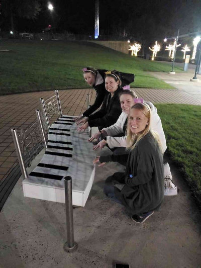 The Woodlands Scavenger Hunt Team Photo